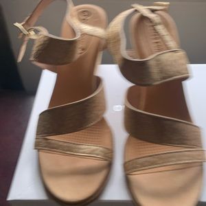 Corso Como Nazgûl’s latte Snow Leopard Wedge